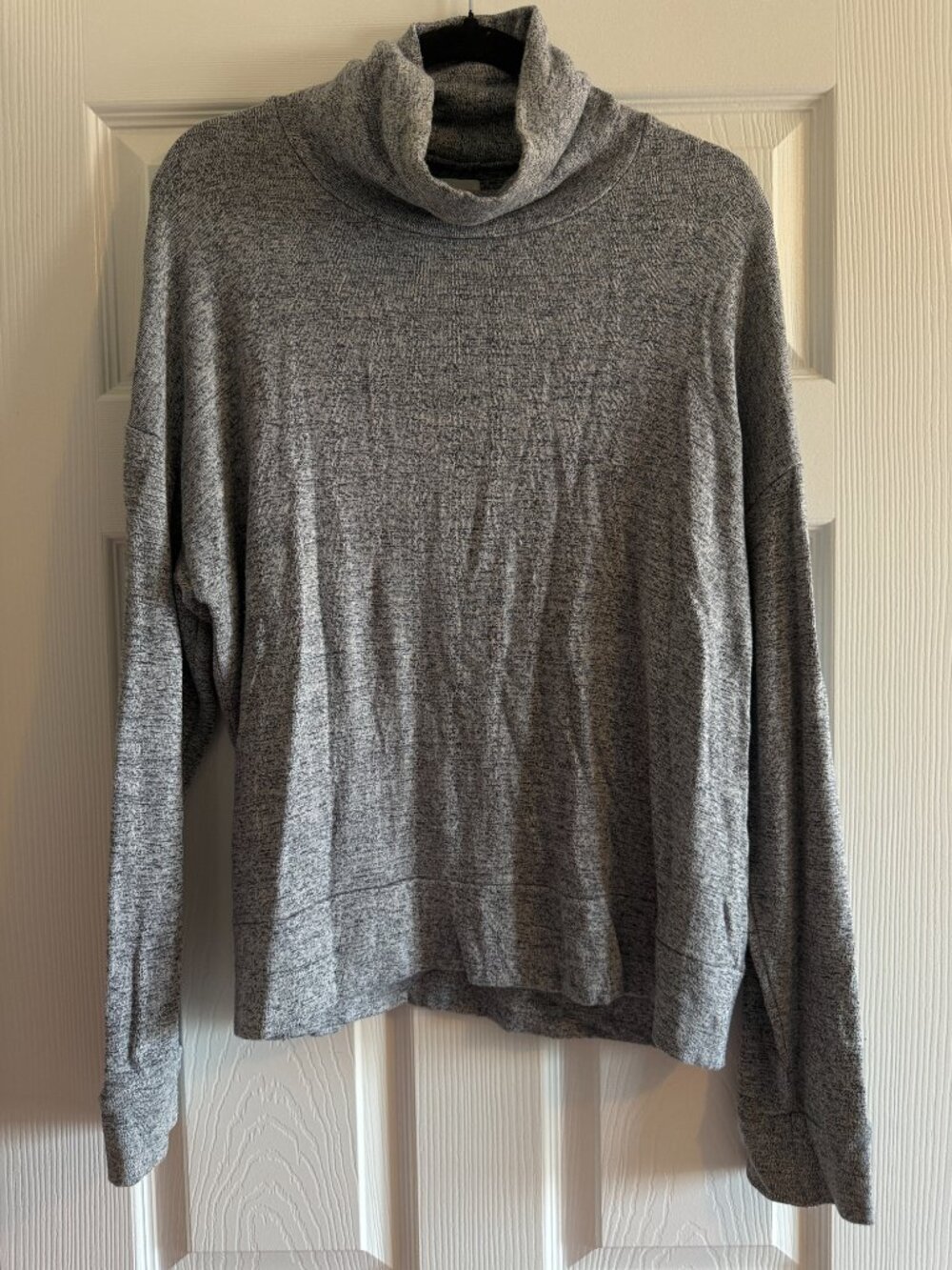 Aritzia Community Heather Grey Cowl Neck Sweater Size L